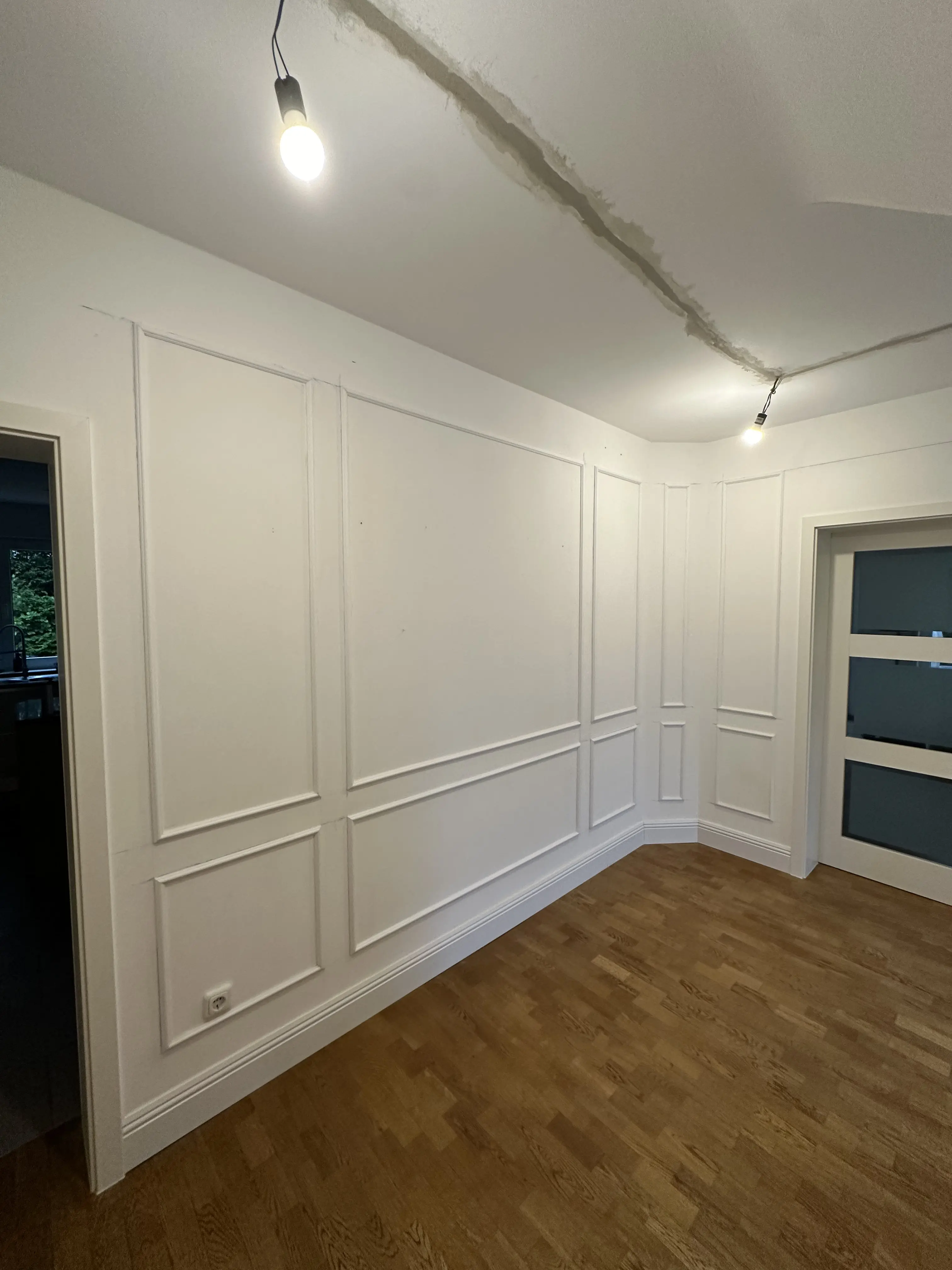 Interior Decoration & Wall Features